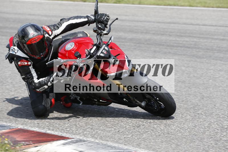 /27 12.06.2025 Ducati Schweiz Trackday Warmup  ADR/gelb-jeaune/ohne